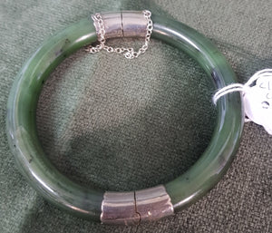 c1940 British Columbia Nephrite Jade and Silver plate bangle #486