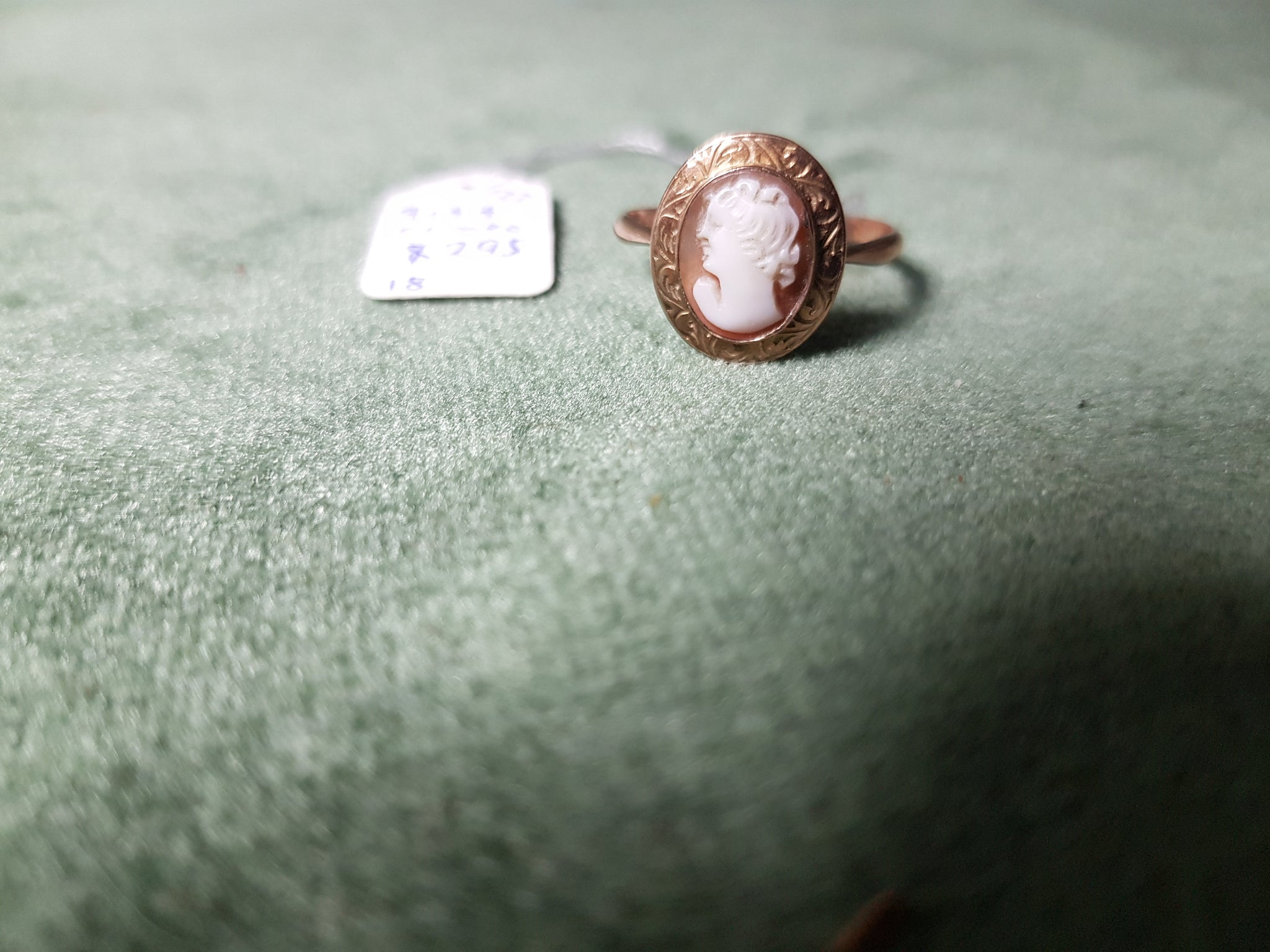14ct and Opal ring #123