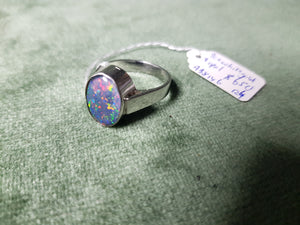 9ct White Gold and Opal ring #124