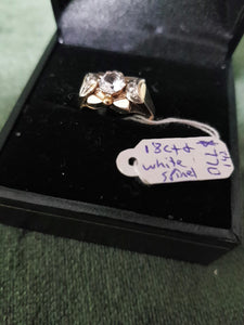 18ct Gold and White Spinel ring #142