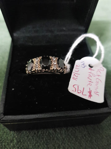 c1970 9ct Garnets and Paste ring #143