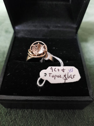 c1960 9ct Gold and Topaz ring #155
