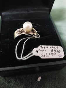 c1960 9ct Gold and Pearl ring #161