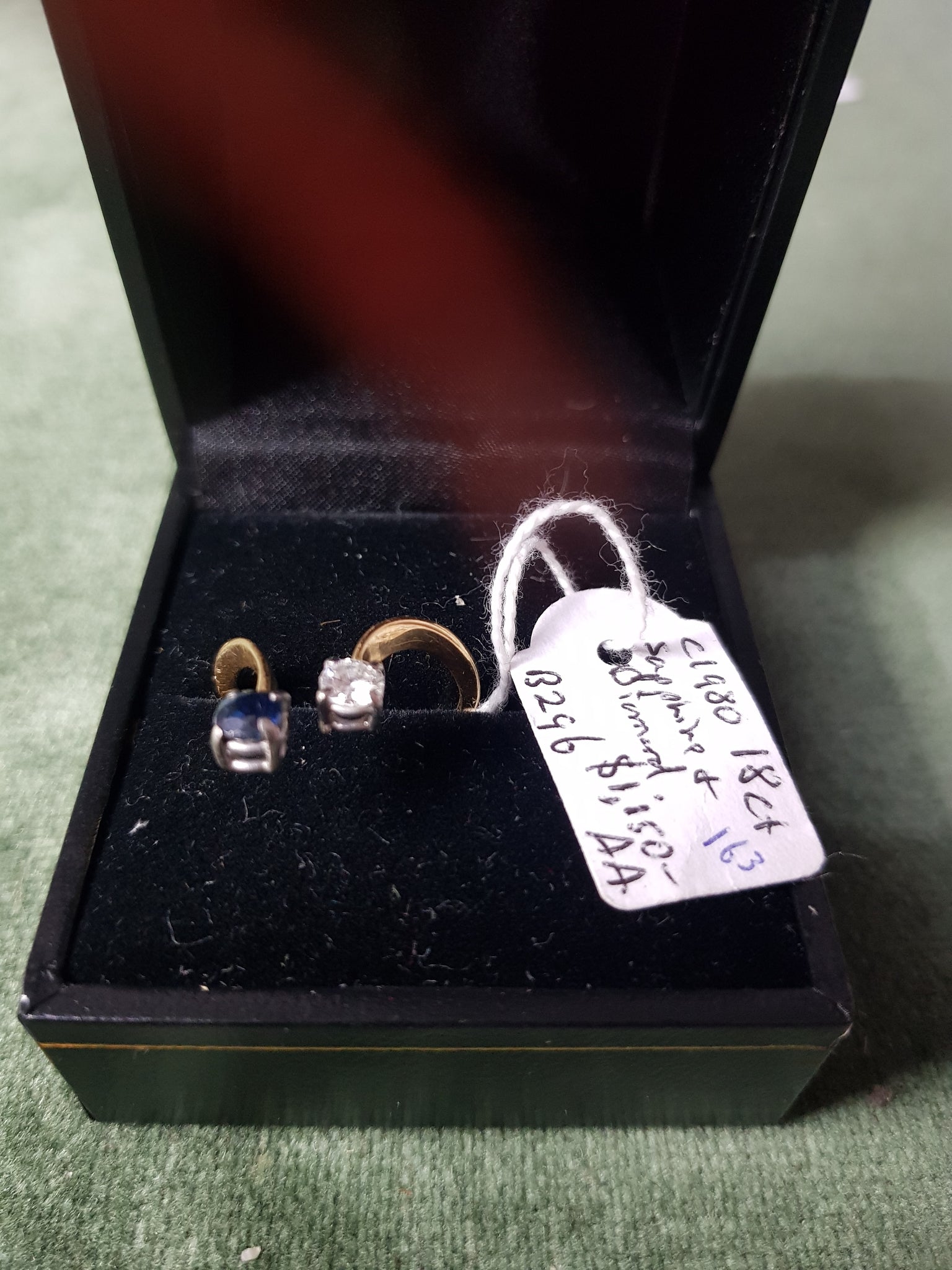 c1980 18ct Gold, Sapphire and Diamond ring, Diamond approx 0.30ct, Sapphire approx 0.25ct #163