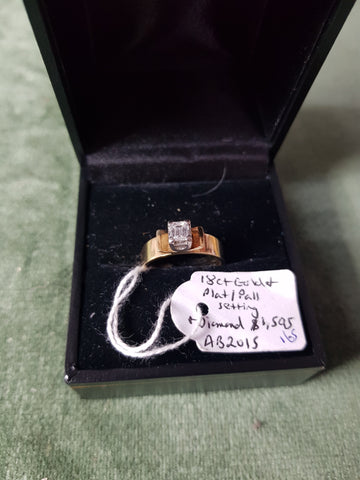 c1970 18ct Gold and Platinum/Paladium setting with Emerald cut Diamond of approx 0.38ct #165