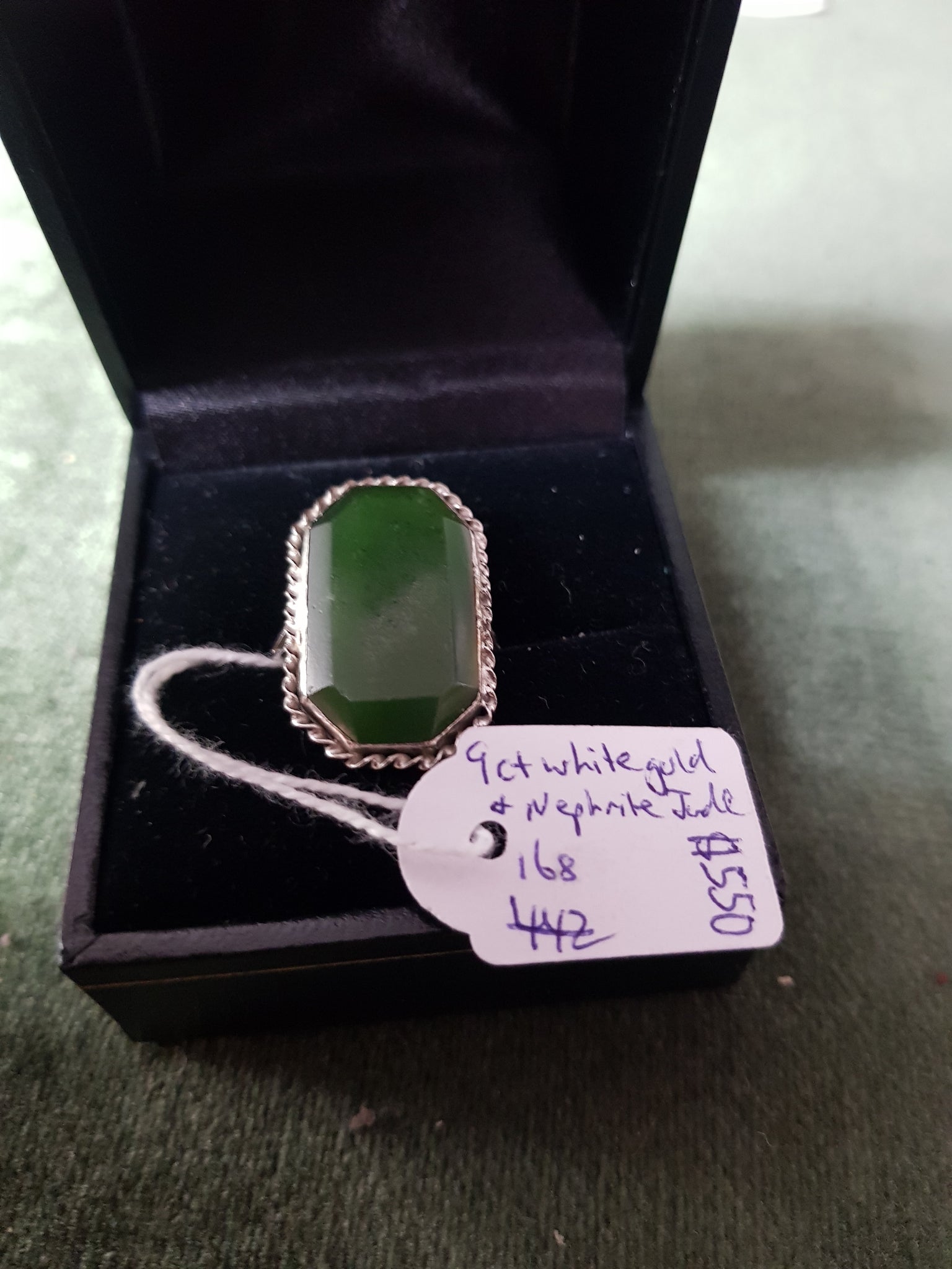 c1980 White Gold and Nephrite Jade ring #168