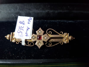 Australian 9ct Gold brooch, Paste and Seed Pearls #189