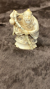 19th Century Qing Ivory Netsuke (Exported to Japan)