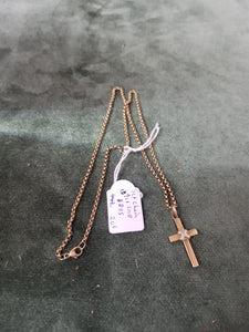 9ct chain and 9ct cross 11gms #206