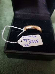 9ct Gold ring 4gms #231