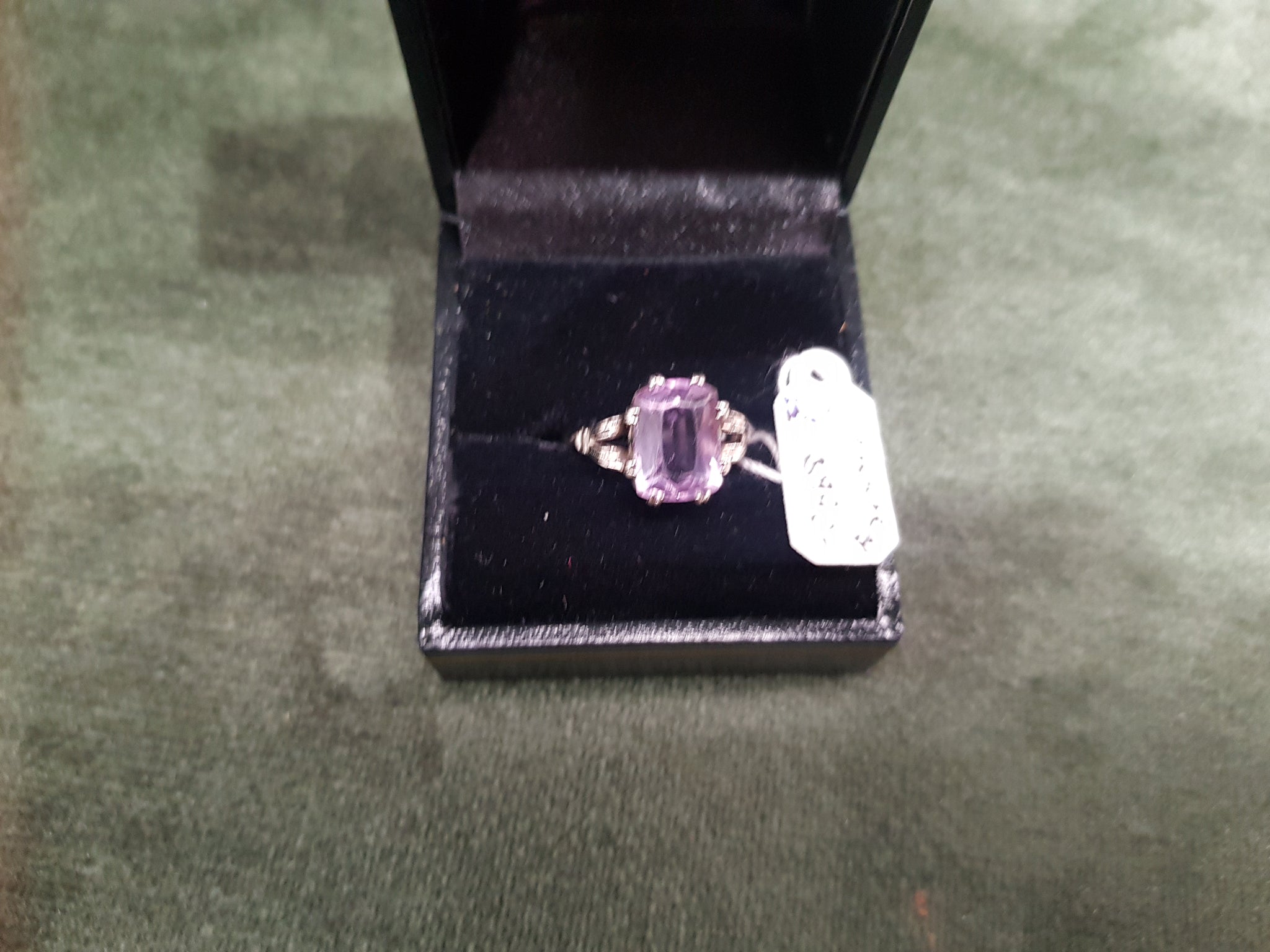 c1940 c15ct white Gold and Amethyst ring #239