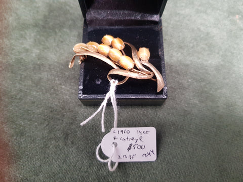 14ct Gold and Cats-eye brooch #244