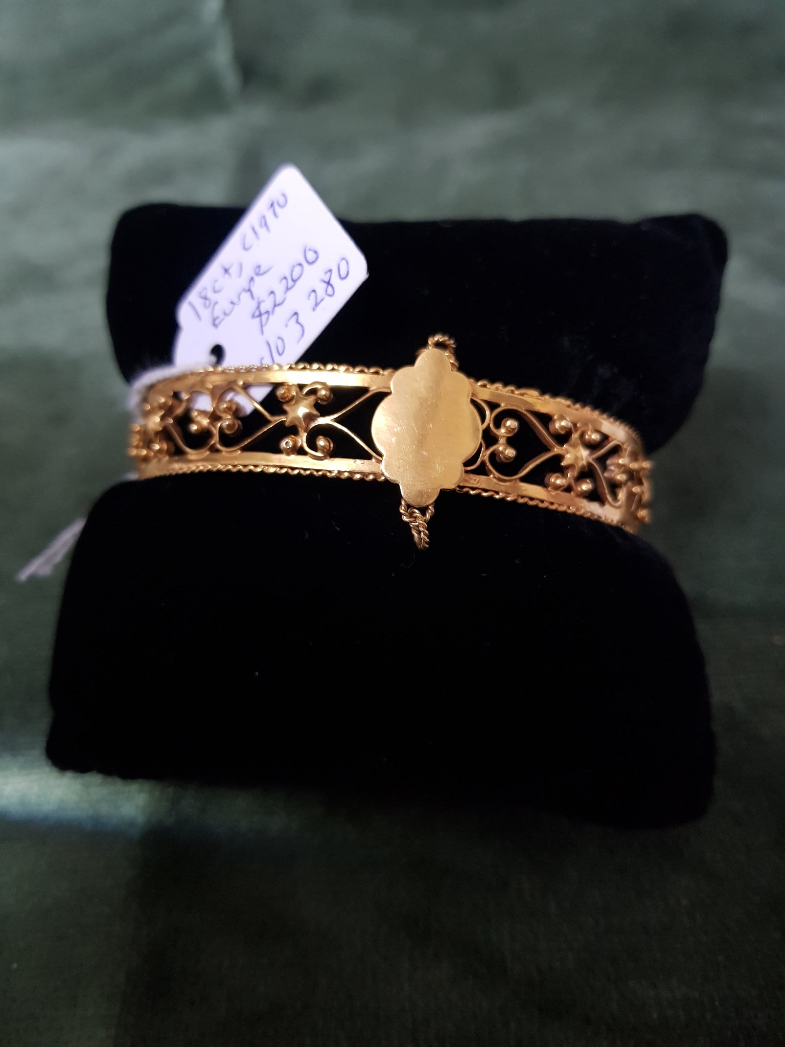 c1970 18ct Gold bracelet Europe 18gms #280