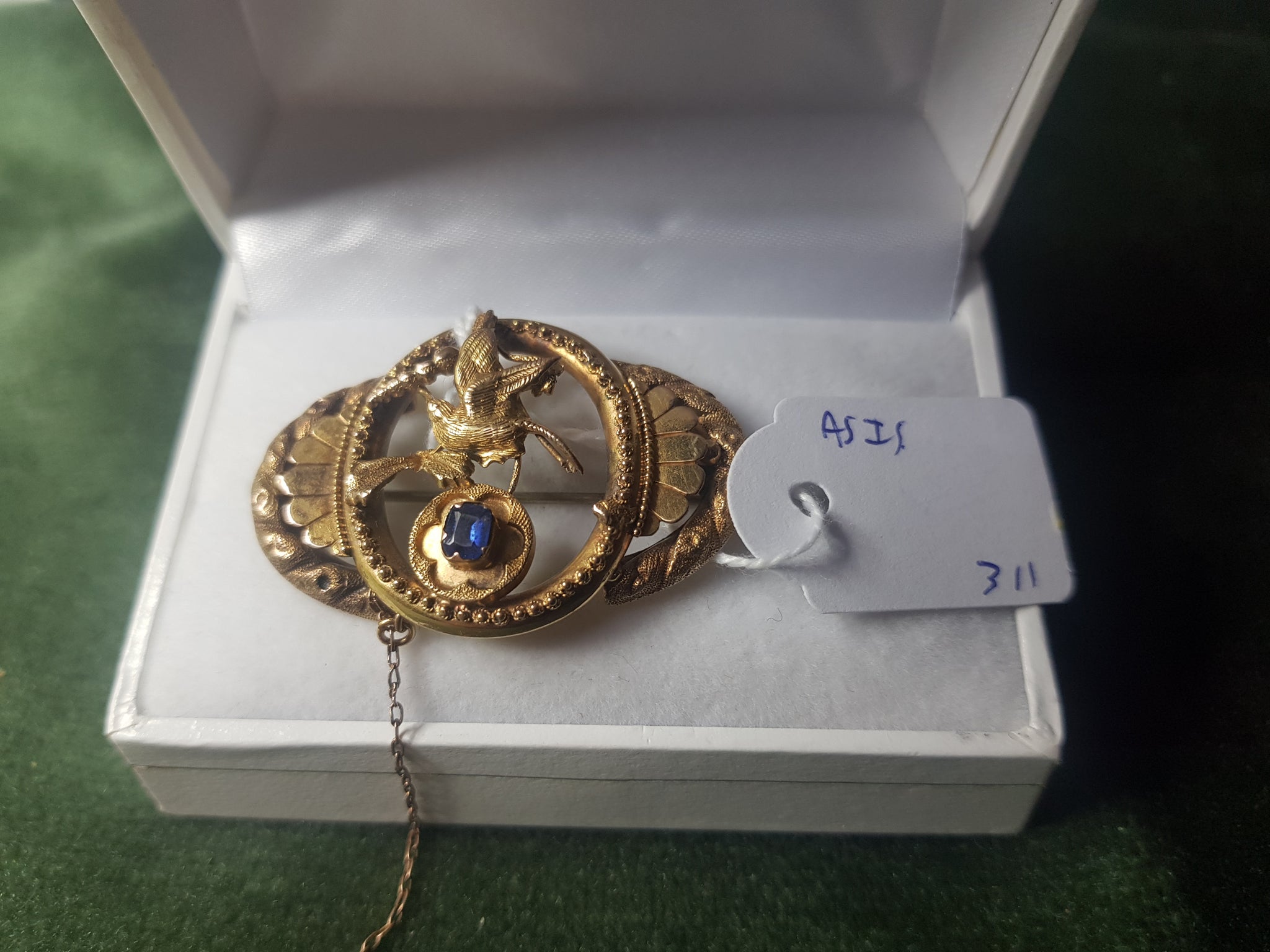15ct and Paste hummingbird brooch AS IS #311