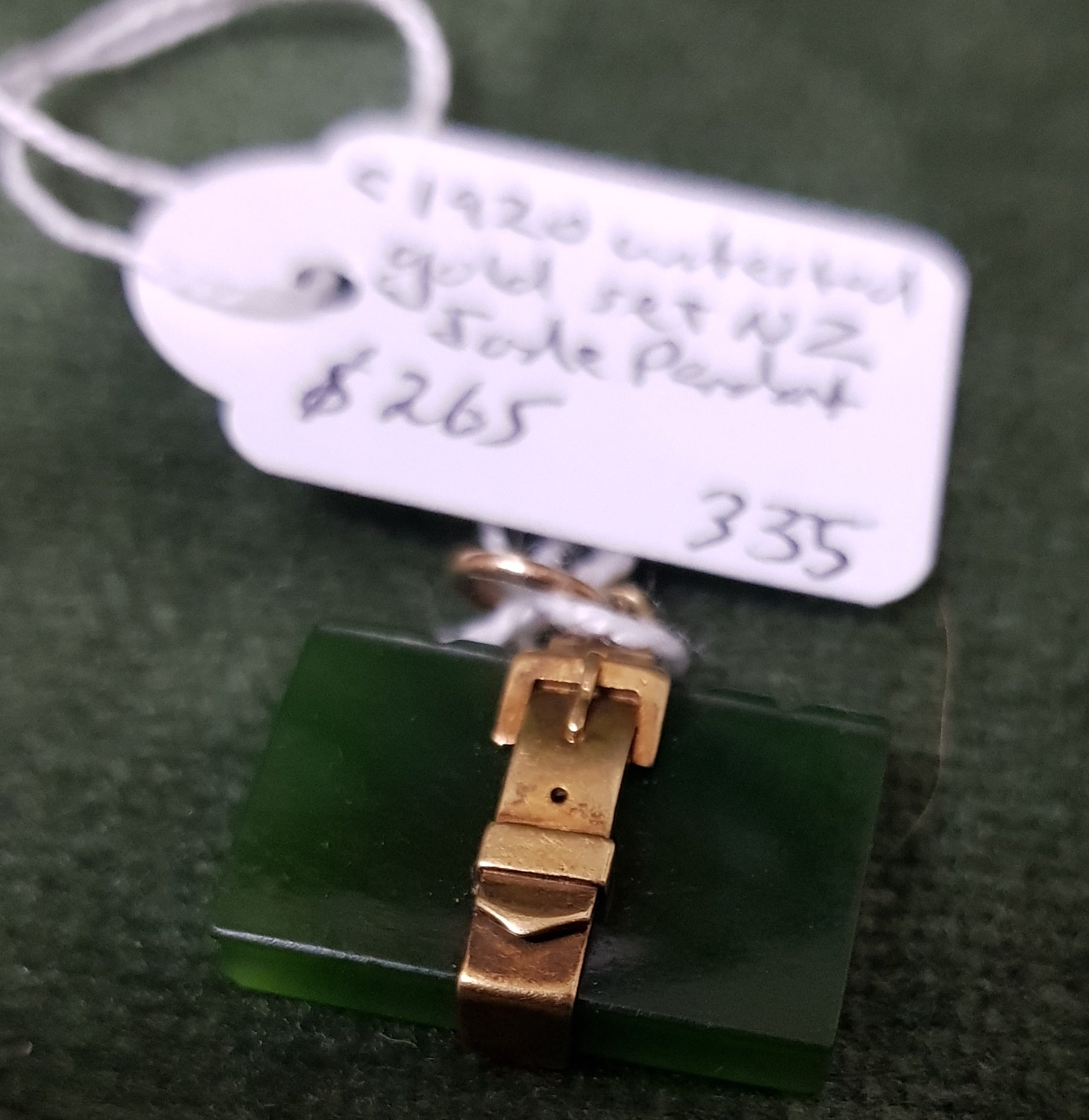 c1920 untested Gold set NZ Jade (Nephrite)/Pounamu 'book' pendant #335