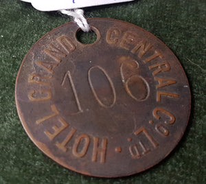 Vintage Hotel Grand Central key fob room 106 New York USA #357