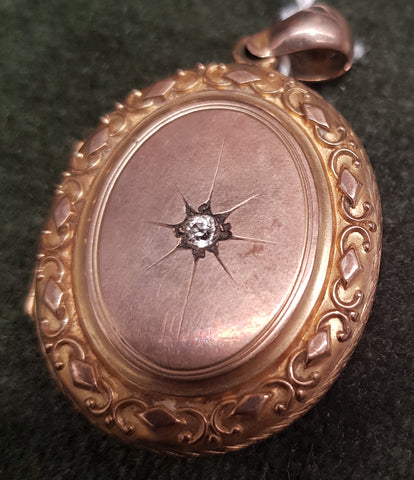 c1920 gilt and white Sapphire locket #386