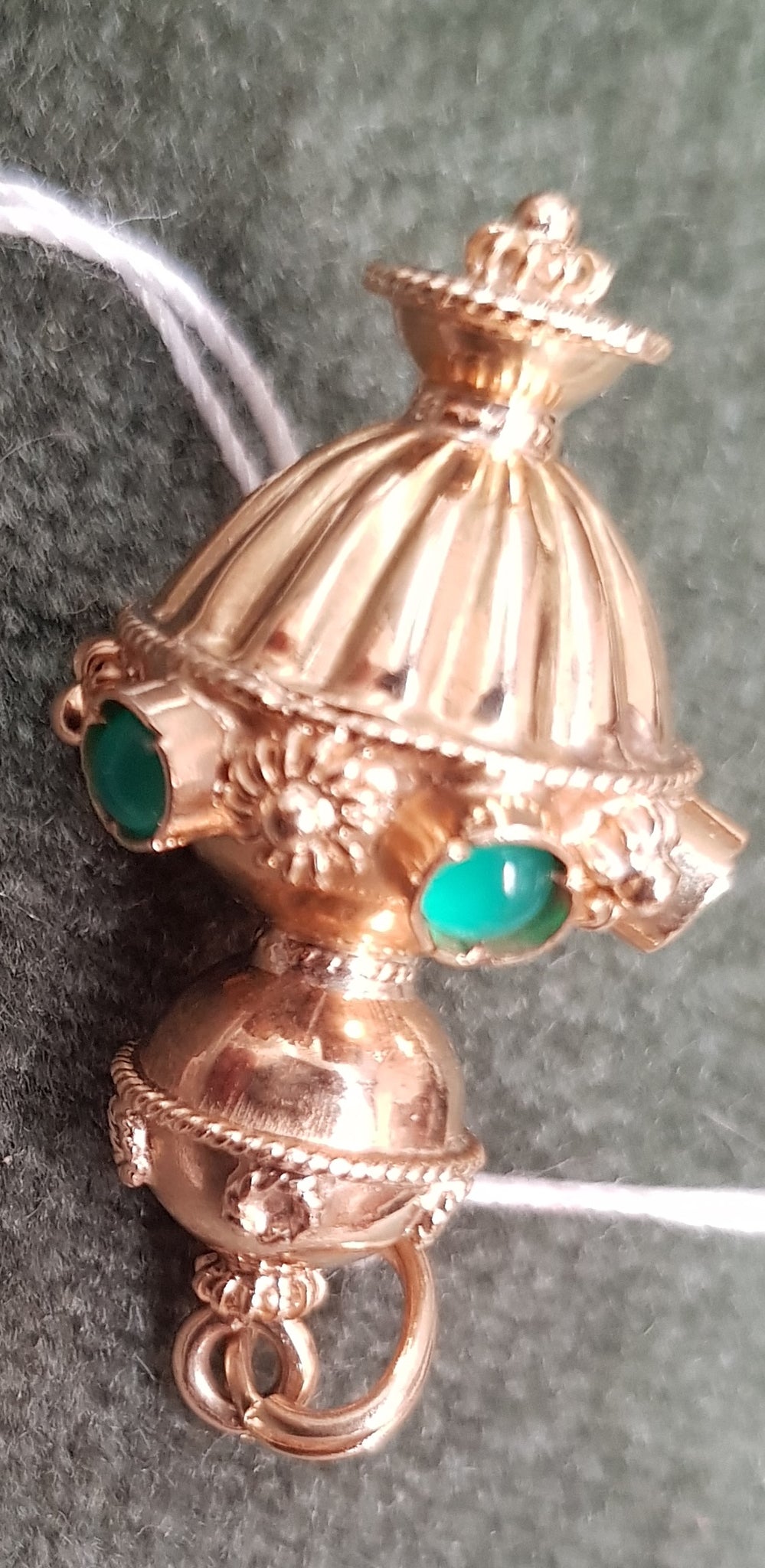 c1970 18ct Gold and Emeralds fob or pendant #401
