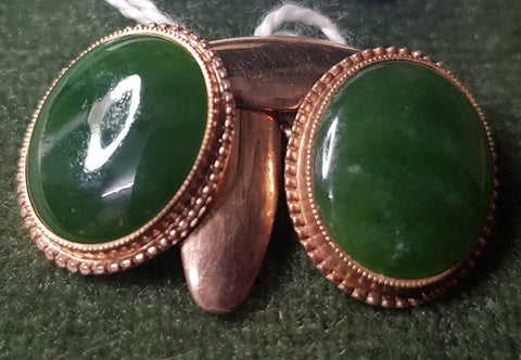 c1960 9ct Gold and NZ Nephrite Jade pair of cufflinks #440