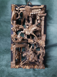 c1890 Qing gilt wood carving 26.7cm tall 15.7cm wide 6cm deep #93