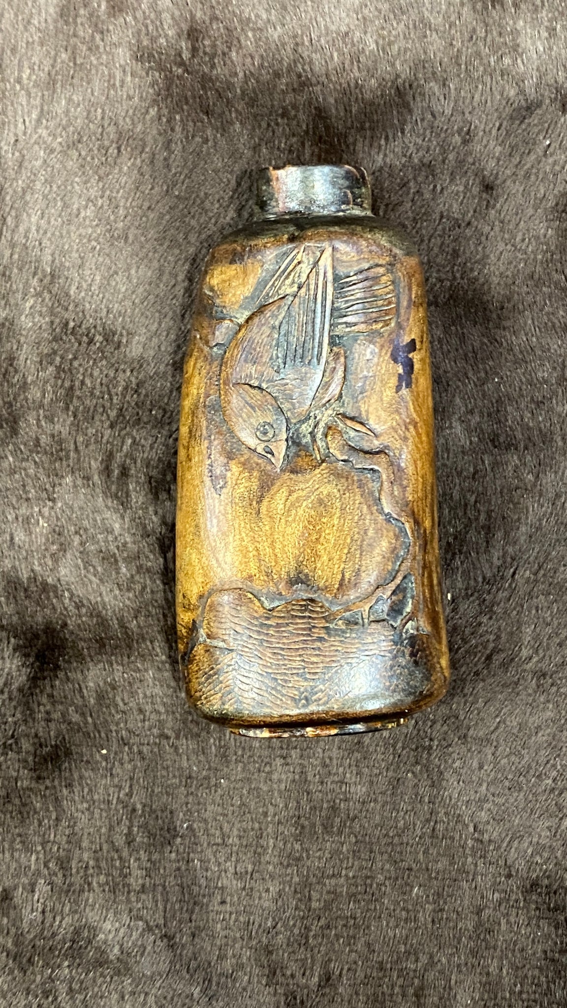 Mid Qing 18th Century Horn Snuff Bottle