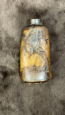 Mid Qing 18th Century Horn Snuff Bottle